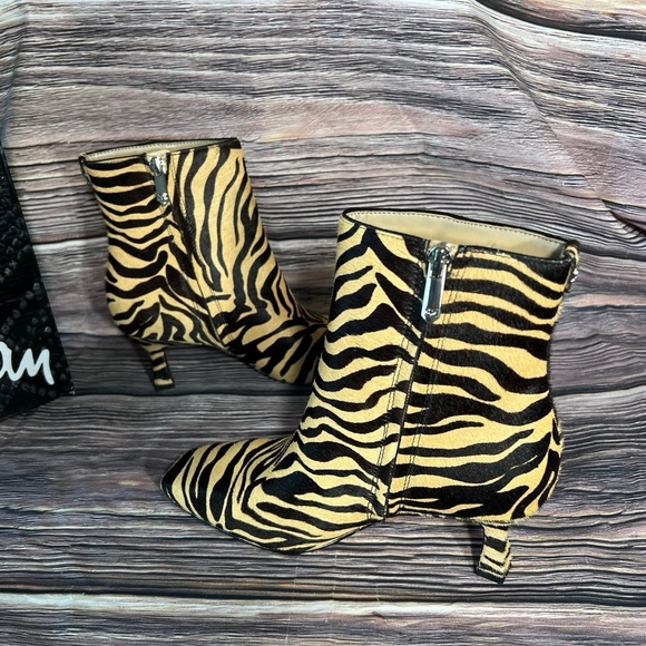 Sam Edelman Lizzo Kitten Heel Bootie new in box size 6.5 M - Picture 7 of 12